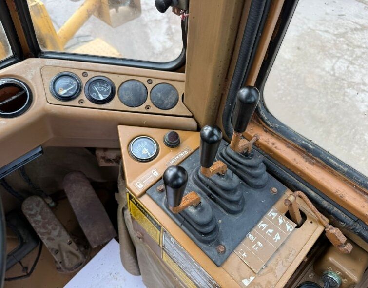 CATERPILLAR IT28B **HIGH DUMP**